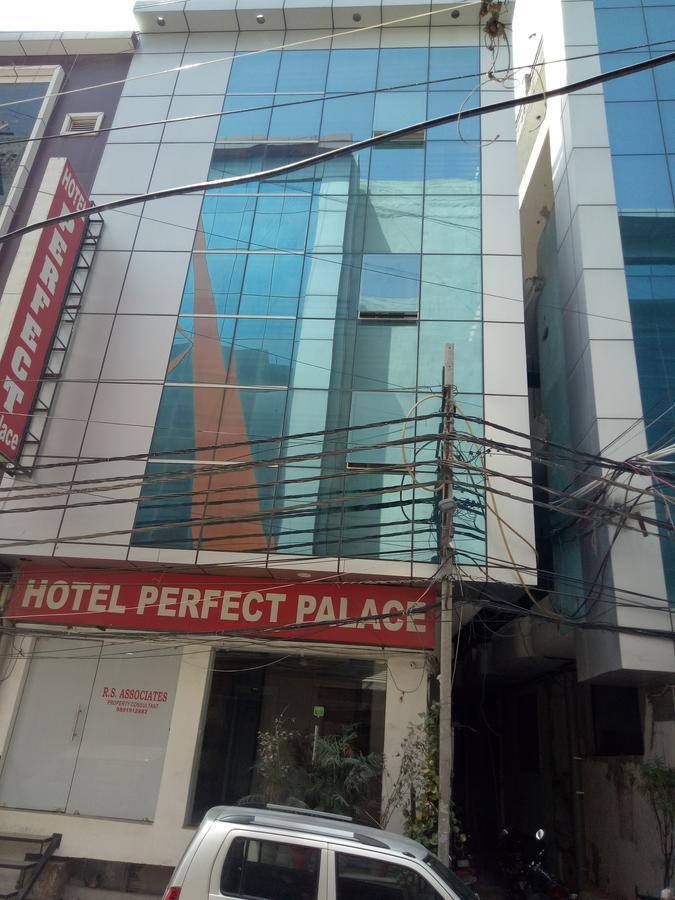Hotel Perfect Palace New Delhi Eksteriør billede